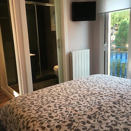 Beach House Кастельдефельс Экстерьер фото